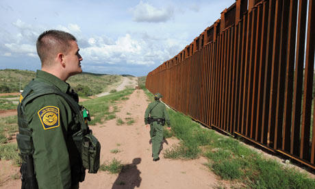 http://nacla.org/sites/default/files/imagecache/extra_large_image/wysiwyg_imageupload/3871/US-Border-Patrol-agents-010.jpg