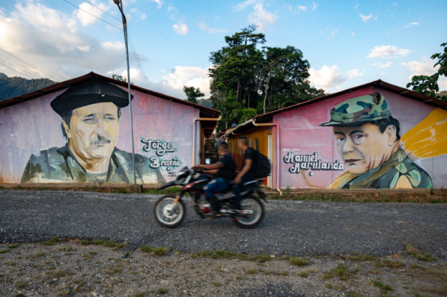 Painted portraits of FARC commanders Jorge Briceño and Manuel Marulanda, in Miravalle, January 2024. (Alejandro Jaramillo)