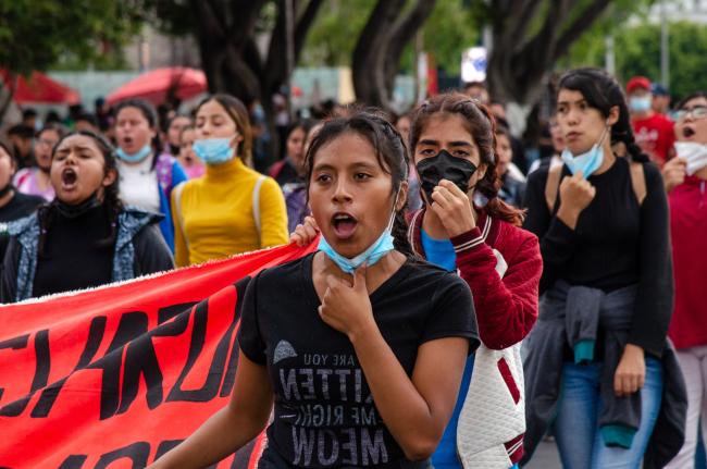 Marchers demand justice on the seventh anniversary of the Ayotzinapa disappearances, September 26, 2021. (LEONARDO RAMIREZ / CIDH / CC BY 2.0)