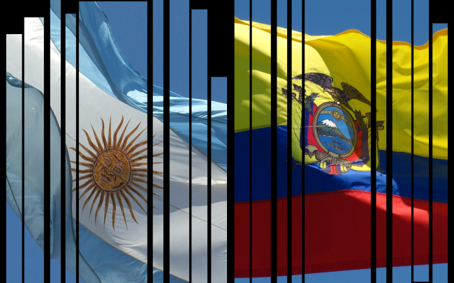 Derecha: imagen de la bandera de Ecuador en 2009 (Martin Dewar / Flickr / CC BY-NC-SA 2.0 DEED). Izquierda: imagen de la bandera de Argentina en 2006 (Qu1m / Flickr / CC BY 2.0 DEED)