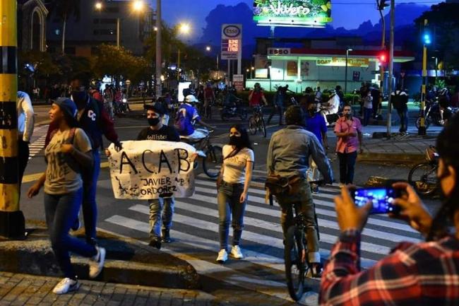 Protests in Cali, Colombia following the death of Javier Ordóñez in police custody (Photo: Medios Libres de Cali).