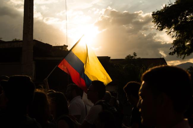  Colombians mobilize for peace in 2016 (Leon Hernandez / Flickr / CC BY-NC-ND 4.0)
