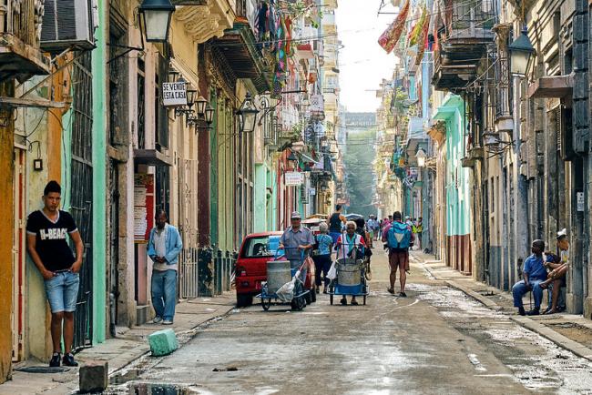 A busy street in Havana, Cuba. (Pedro Szekely, Flickr)