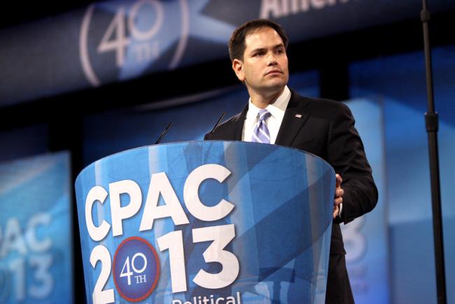 El senador Marco Rubio, que ha sido nominado por el presidente electo Donald Trump para ser secretario de Estado, habla en la Conferencia de Acción Política Conservadora el 14 de marzo de 2013, en Maryland. (Flickr/Gage Skidmore/CC BY-SA 2.0)