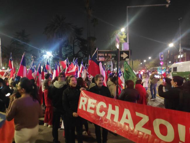 Chileans celebrate the rejection of a proposed constitution deemed too leftist in September 2022. On December 17, 2023, Chileans again rejected a new constitution, this time seen as too far-right. (Janitoalevic / Wikimedia Commons / CC0 1.0)