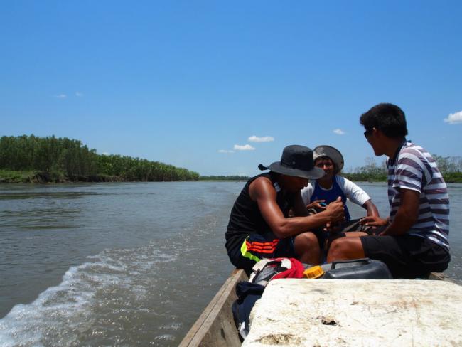 Travelling by canoe in the Chapare, Bolivia, 2019. (Photo by Thomas Grisaffi)