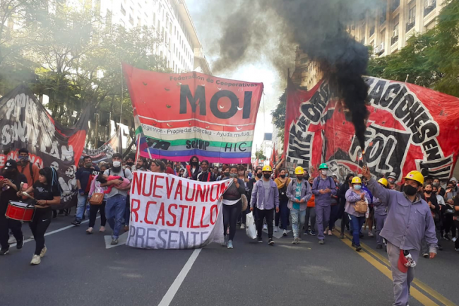 A mobilization during a national day of action for "land to live, produce, and self-manage housing" in downtown Buenos Aires, Argentina, September 16, 2021. (MOI)