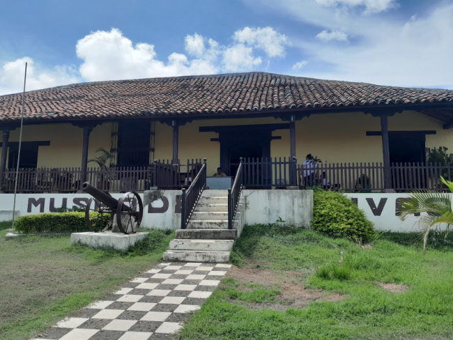 Farmhouse on the Santa Ursula plantation, Rivas, Nicaragua. (Michael Fox)