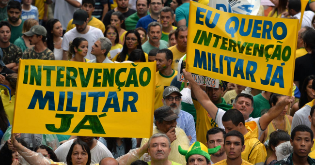 Figure 1: Protesters in São Paulo Plead for a Military Coup, March 15, 2015 (Source: Nelson Almeida / AFP)