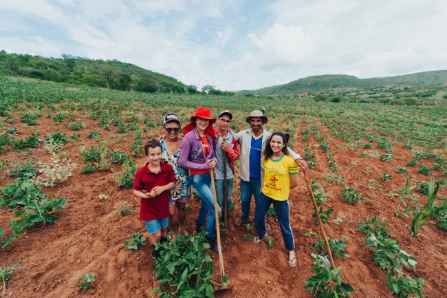 Verônica de Macena Santos and her family live in the municipality of Solânea, where it rained approximately 100 mm throughout 2021 (Camila de Almeida / Agência Pública