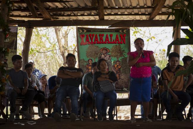 Communal authorities of the 24 encargaturas sharing what they remember of June 29, some of them children at that time, now have cargos authorized by the community. (Regina López)