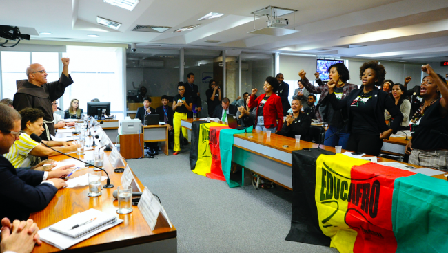 The Senate human rights commission holds a public hearing on affirmative action quotas in universities, April 3, 2017. (Geraldo Magela / Agência Senado / CC BY 2.0)