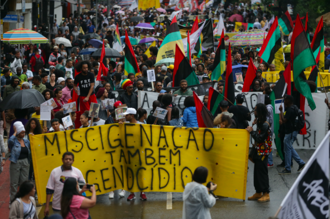 "Miscigenacão também é genocídio". (Paulo Pinto / AGPT / CC BY 2.0)